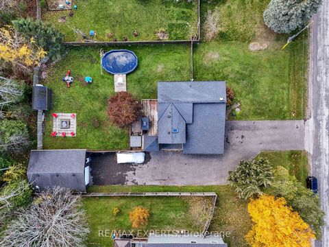 Photo 34 at 945 Nantyr Drive, Alcona, Innisfil