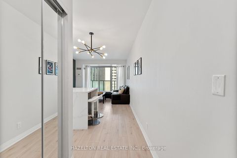 Photo 8 at 1109 - 99 Foxbar Road, St. Clair, Toronto