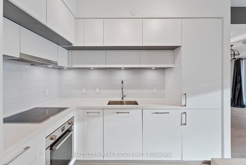 Photo 12 at 1109 - 99 Foxbar Road, St. Clair, Toronto