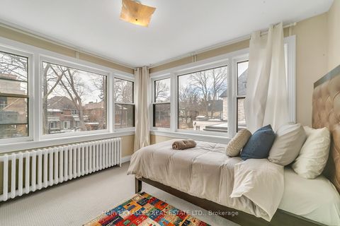 Photo 9 at 212 Glenayr Road, Forest Hill South, Toronto