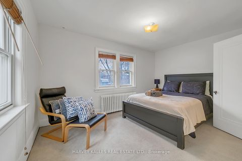 Photo 10 at 212 Glenayr Road, Forest Hill South, Toronto