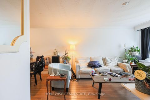 Photo 3 at 4 Lanark Avenue, Oakwood Village, Toronto