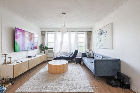 Photo 10 at 4 Lanark Avenue, Oakwood Village, Toronto