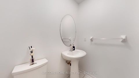 Photo 14 at 33 Fred Young Drive, CFB, Toronto