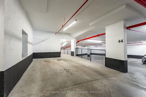 Photo 16 at 501 - 555 Wilson Heights Boulevard, Clanton Park, Toronto