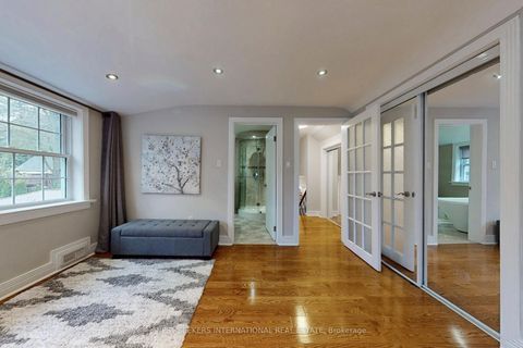 Photo 17 at 31 Mark Street, Aurora Village, Aurora