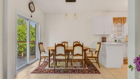 Photo 10 at 86 Lebovic Drive, Oak Ridges Lake Wilcox, Richmond Hill