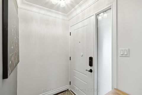 Photo 5 at 100 Eleanor Circle, South Richvale, Richmond Hill