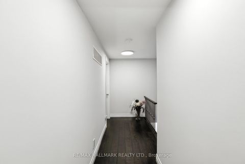 Photo 20 at 100 Eleanor Circle, South Richvale, Richmond Hill