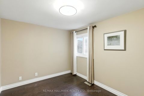 Photo 21 at 100 Eleanor Circle, South Richvale, Richmond Hill