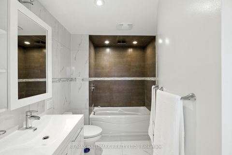 Photo 33 at 100 Eleanor Circle, South Richvale, Richmond Hill