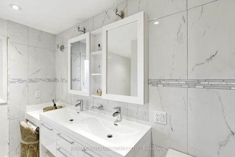 Photo 34 at 100 Eleanor Circle, South Richvale, Richmond Hill