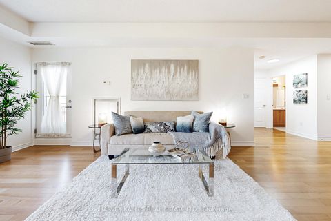 Photo 17 at 405 - 4620 Highway 7, East Woodbridge, Vaughan