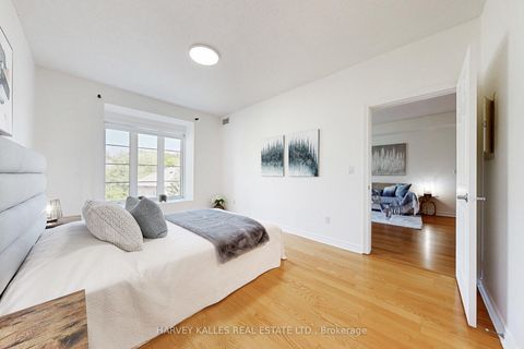 Photo 22 at 405 - 4620 Highway 7, East Woodbridge, Vaughan