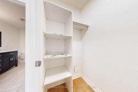 Photo 24 at 405 - 4620 Highway 7, East Woodbridge, Vaughan