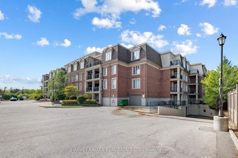 Photo 39 at 405 - 4620 Highway 7, East Woodbridge, Vaughan