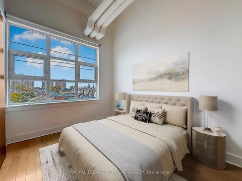 Photo 9 at 309 - 550 Hopewell Avenue, Belgravia, Toronto