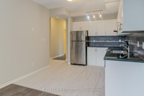 Photo 18 at D07 - 26 Bruce Street, East Woodbridge, Vaughan