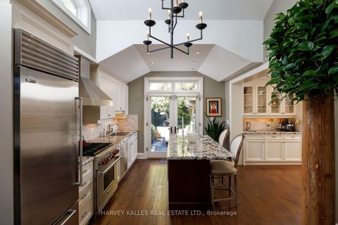 Photo 17 at 24 CEDARLAND Drive, Rosethorn, Toronto