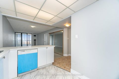 Photo 7 at 601 - 8 Silverbell Grove, Malvern, Toronto