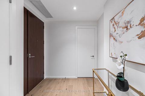 Photo 4 at 2906 - 180 University Avenue, Bay Street Corridor, Toronto