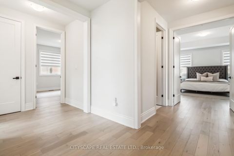 Photo 24 at 1268 Meadowside Path, GA Glen Abbey, Oakville