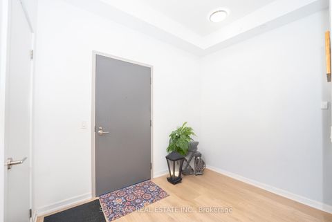 Photo 8 at 224 - 36 Forest Manor Road, Henry Farm, Toronto