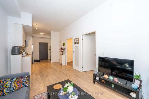 Photo 13 at 224 - 36 Forest Manor Road, Henry Farm, Toronto