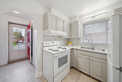 Photo 10 at 16 Park Street, Cliffside, Toronto