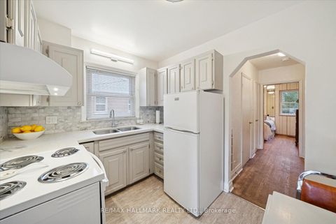 Photo 13 at 16 Park Street, Cliffside, Toronto