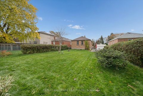 Photo 38 at 16 Park Street, Cliffside, Toronto