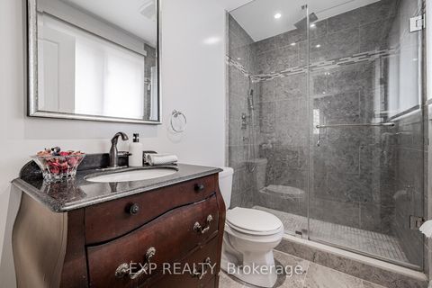 Photo 14 at 203 Centre Street W, Mill Pond, Richmond Hill