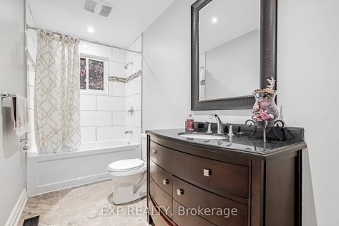 Photo 16 at 203 Centre Street W, Mill Pond, Richmond Hill