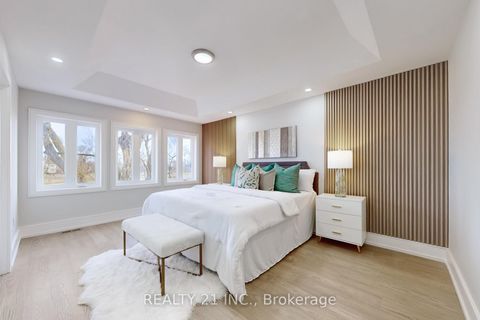 Photo 19 at 17 Malta Street, Cliffside, Toronto