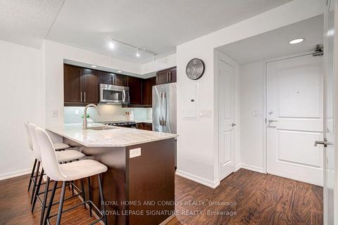 Photo 9 at 713 - 85 East Liberty Street W, Niagara, Toronto