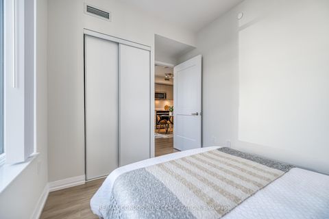 Photo 19 at 2007 - 25 Holly Street, Mount Pleasant West, Toronto