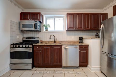 Photo 13 at 144 Westlake Avenue, Lumsden, Toronto