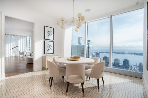 Photo 13 at 4104 - 183 Wellington Street W, Waterfront Communities C1, Toronto