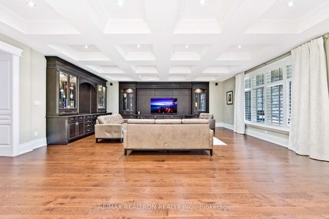 Photo 10 at 138 Centre Street, Uplands, Vaughan