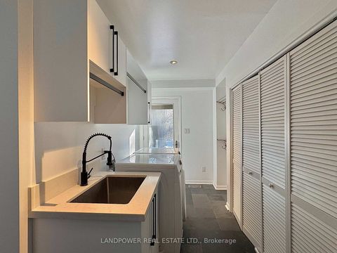 Photo 10 at 9 Alderdale Court, Don Mills, Toronto