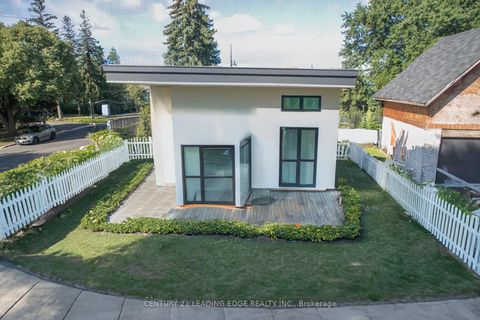 Photo 6 at 10 Yvonne Avenue, CFB, Toronto