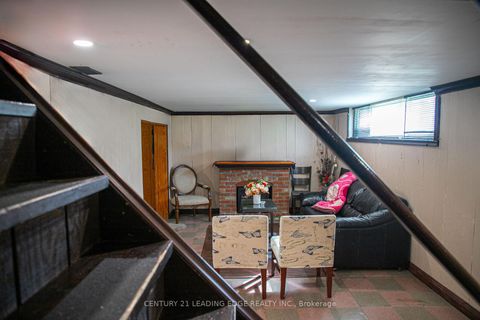 Photo 19 at 10 Yvonne Avenue, CFB, Toronto