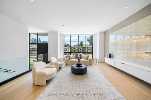 Photo 1 at 22 Divadale Drive, Leaside, Toronto