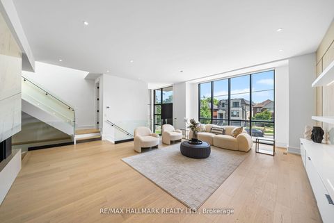 Photo 2 at 22 Divadale Drive, Leaside, Toronto