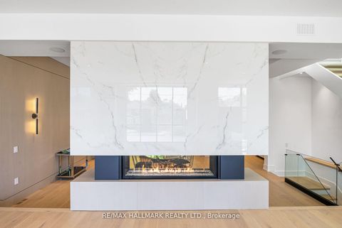 Photo 4 at 22 Divadale Drive, Leaside, Toronto