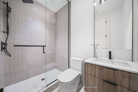 Photo 30 at 22 Divadale Drive, Leaside, Toronto