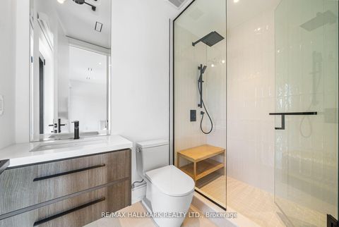 Photo 33 at 22 Divadale Drive, Leaside, Toronto