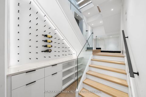 Photo 36 at 22 Divadale Drive, Leaside, Toronto