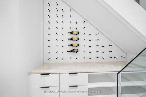 Photo 37 at 22 Divadale Drive, Leaside, Toronto