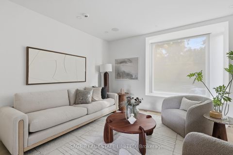 Photo 3 at 166 Cottingham Street, St. Clair, Toronto